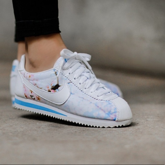 nike cortez cherry blossom